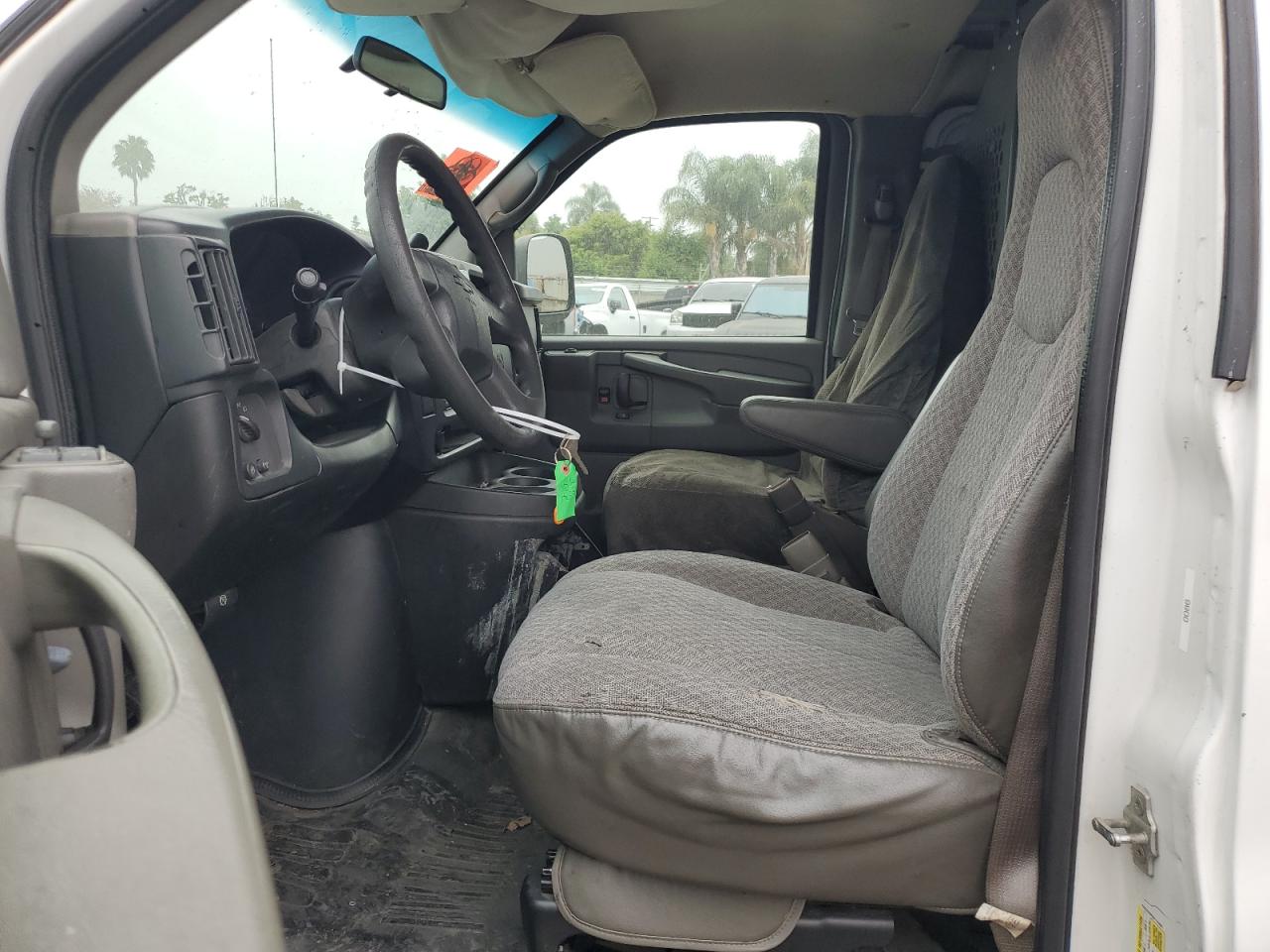 1GCGG25V561184400 2006 Chevrolet Express G2500