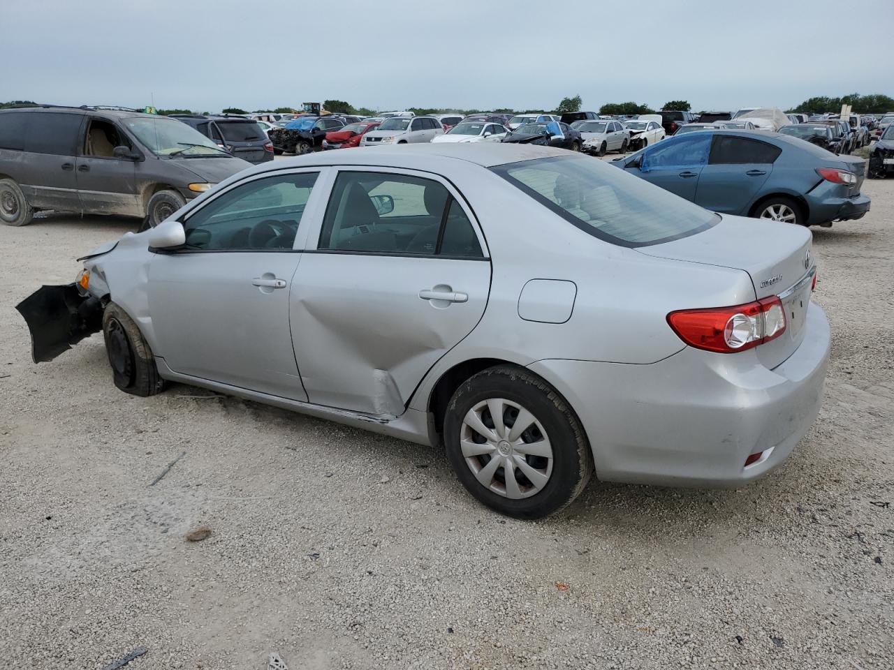 5YFBU4EE0DP186188 2013 Toyota Corolla Base