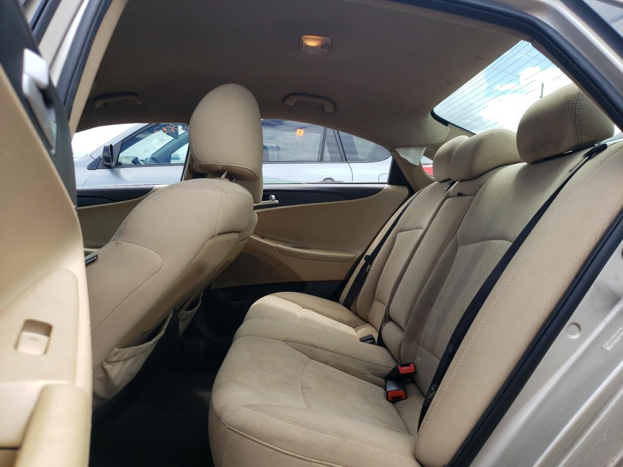 5NPEB4AC3BH045830 2011 Hyundai Sonata Gls