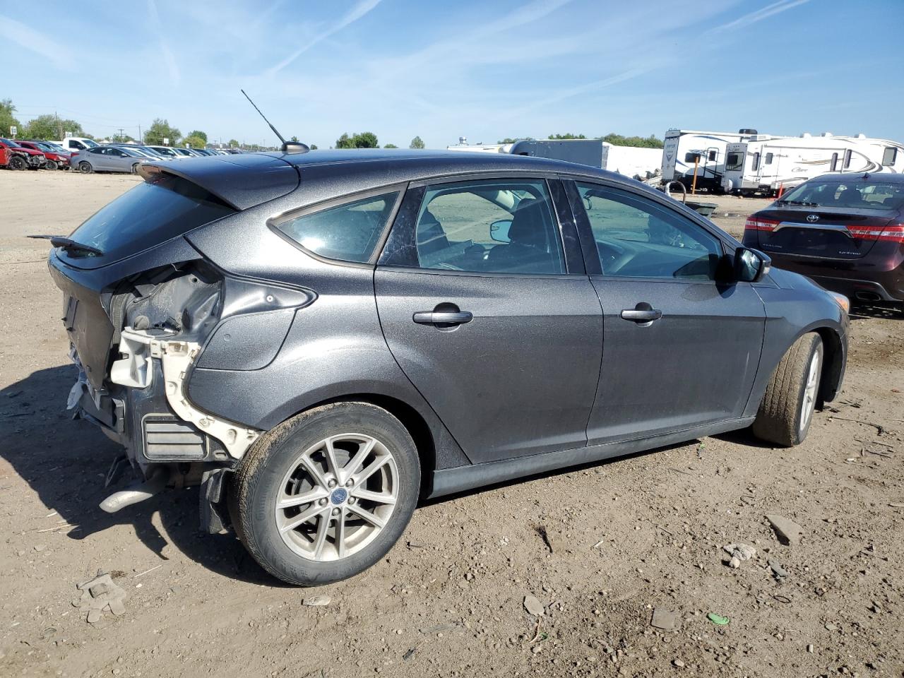 1FADP3K24JL270240 2018 Ford Focus Se