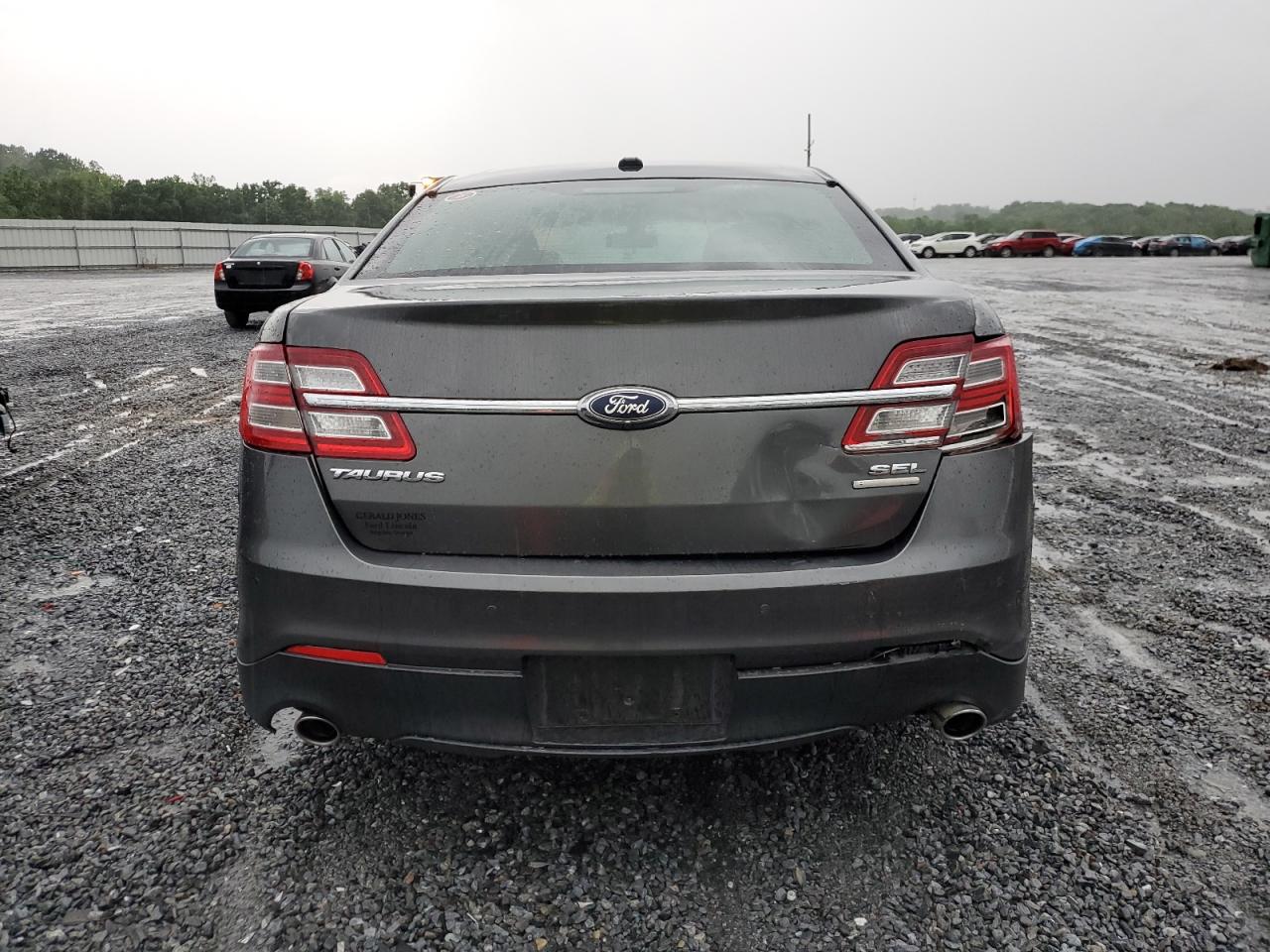 1FAHP2E80GG136533 2016 Ford Taurus Sel