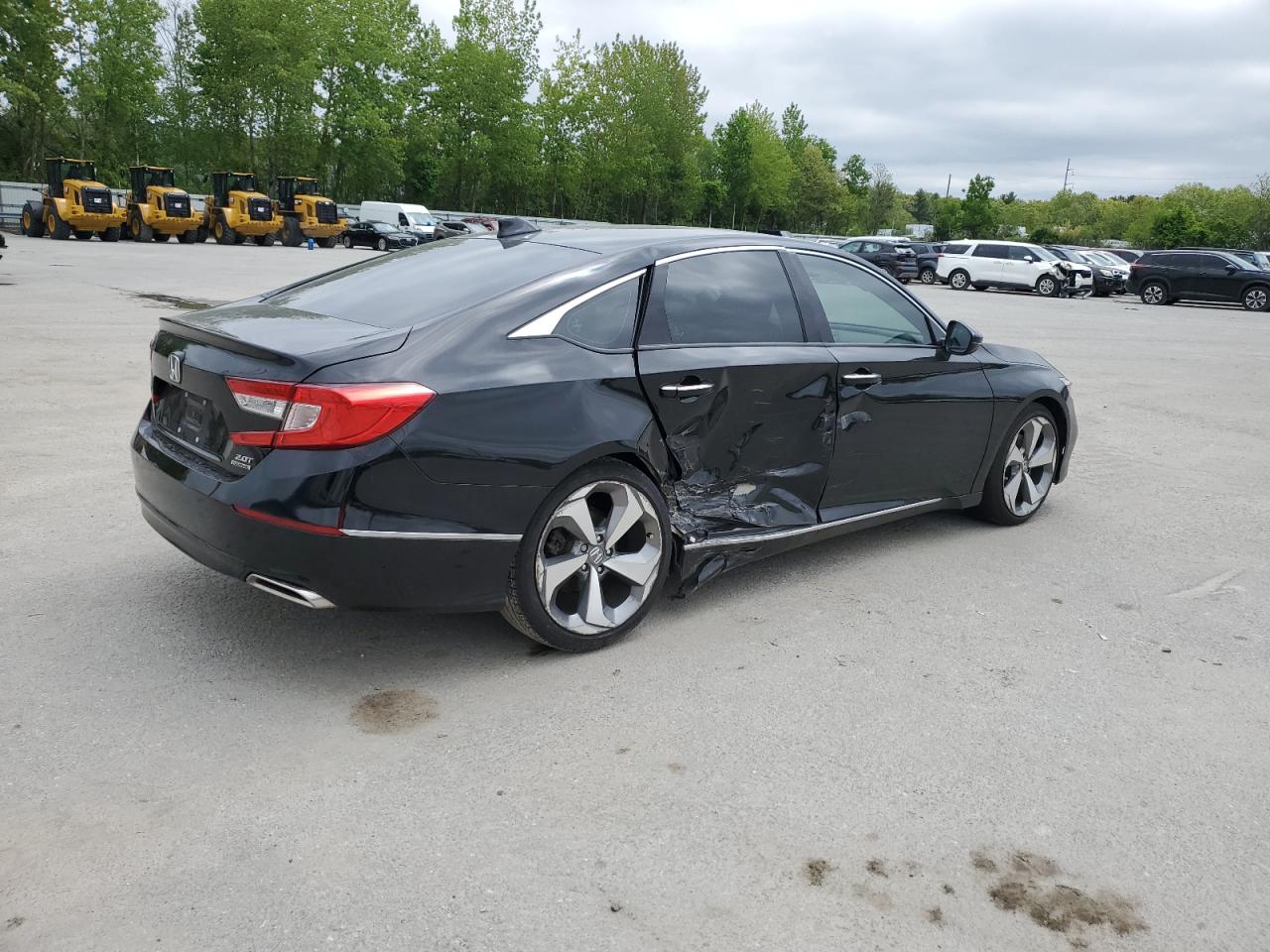 1HGCV2F91KA017002 2019 Honda Accord Touring