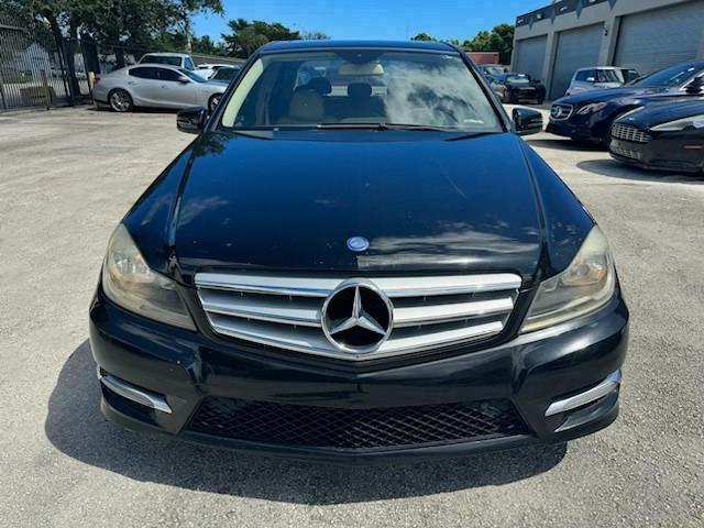 2012 Mercedes-Benz C 250 VIN: WDDGF4HB0CA644127 Lot: 57220224