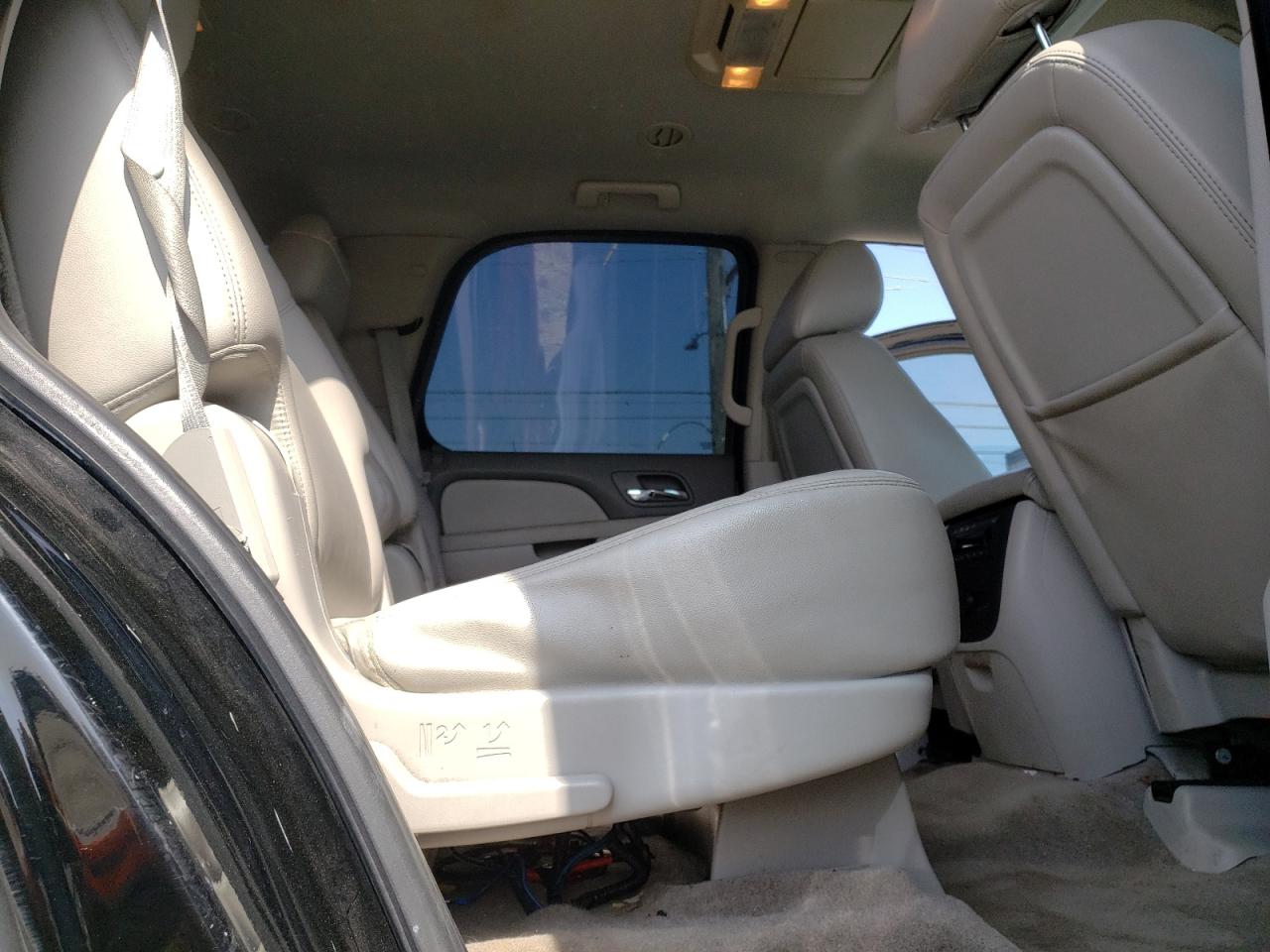 1gnskbe03br396907 1GNSKBE03BR396907 2011 Chevrolet Tahoe K1500 Lt