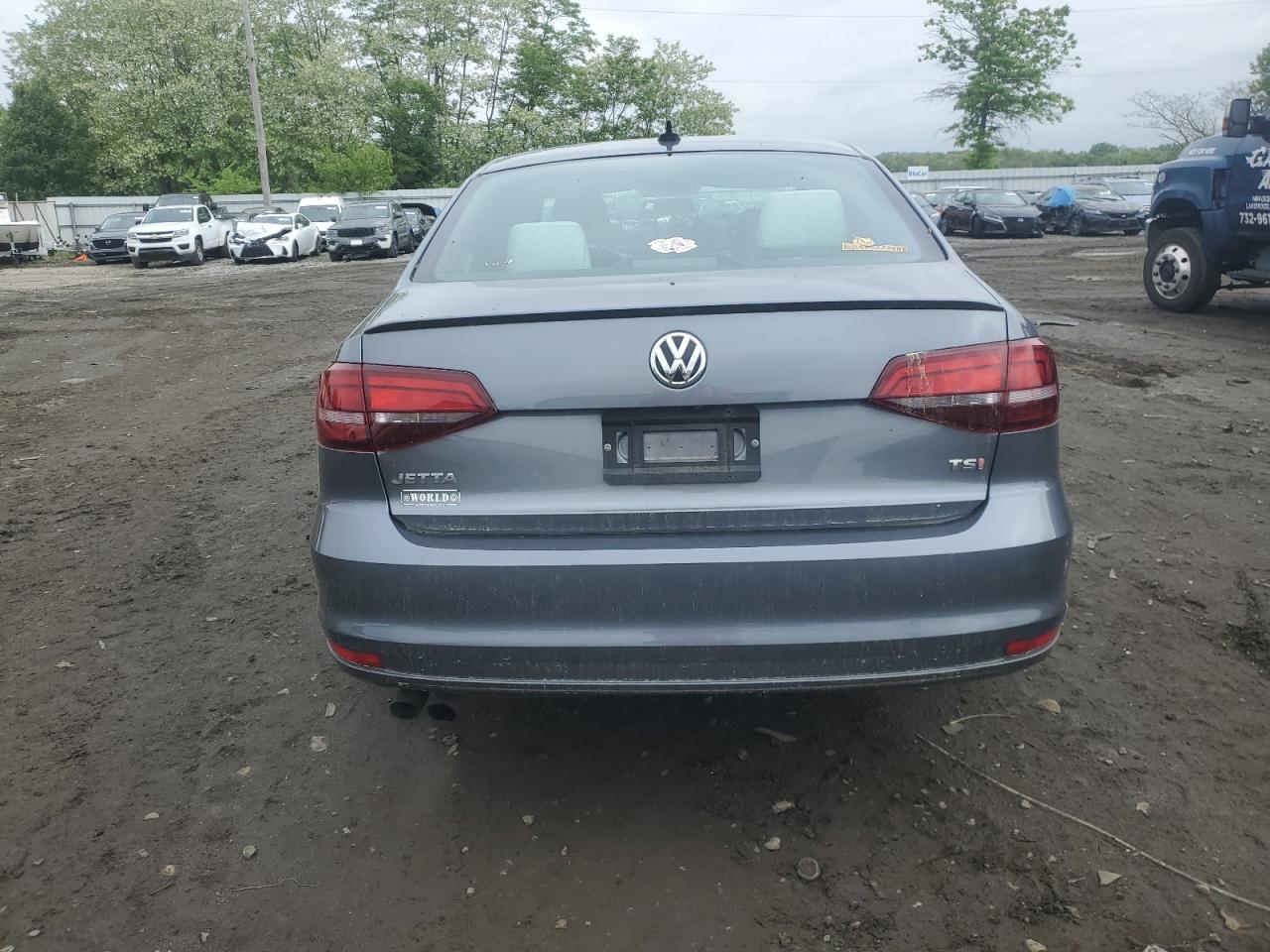 3VWD17AJ1GM307986 2016 Volkswagen Jetta Sport