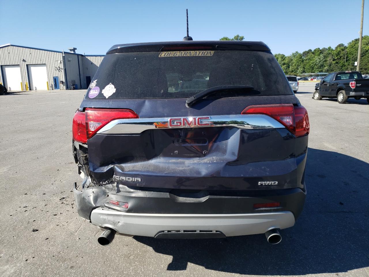 1GKKNRLS3JZ226062 2018 GMC Acadia Sle