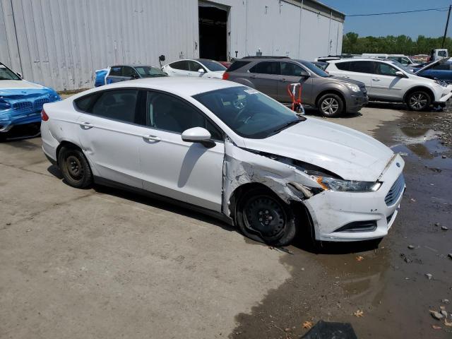 2013 Ford Fusion S VIN: 3FA6P0G70DR196557 Lot: 53128484