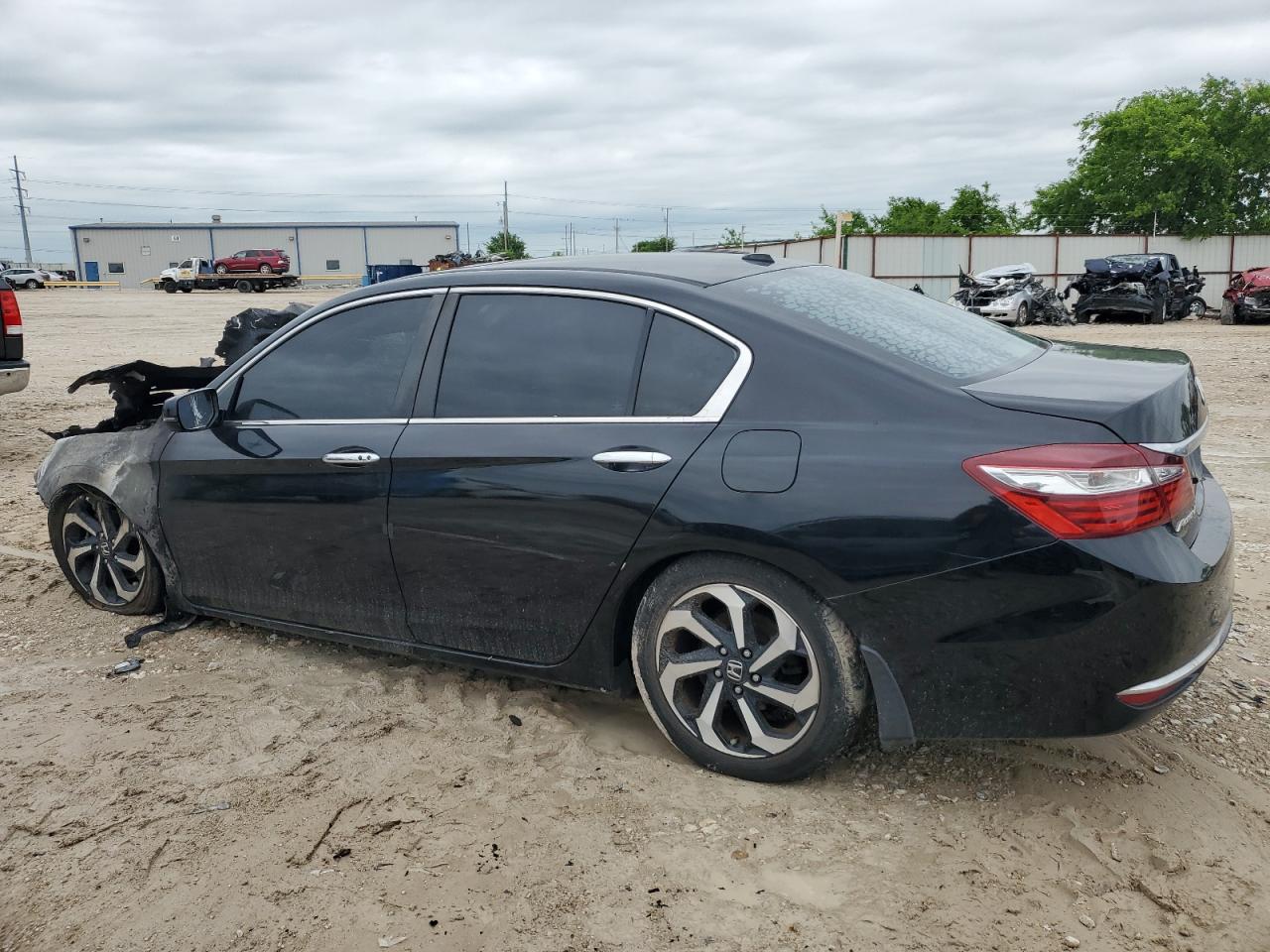 1HGCR2F80GA038491 HONDA ACCORD 2016