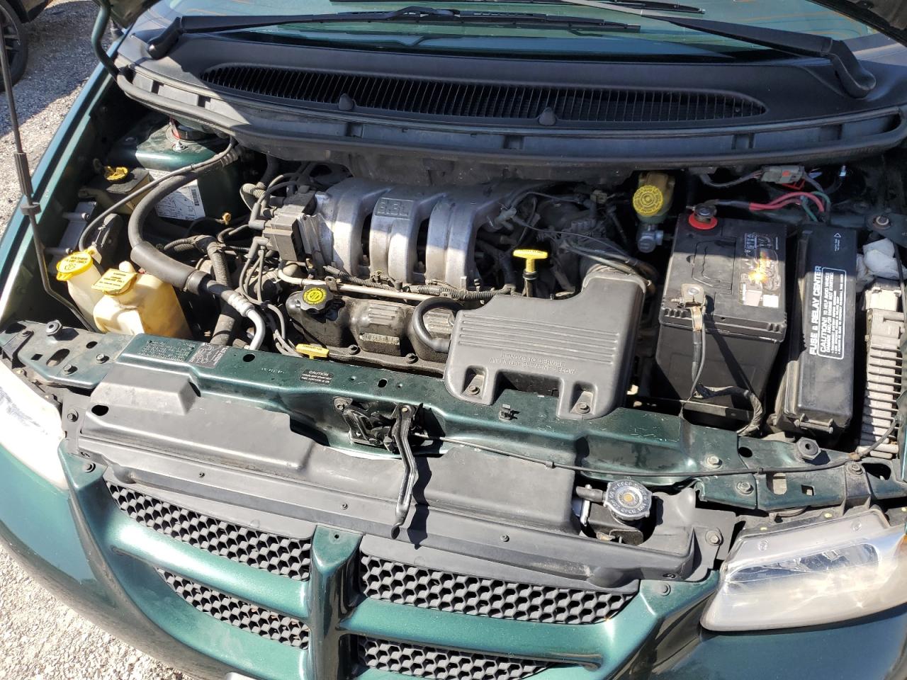 1B4GP45G7XB582469 1999 Dodge Caravan Se