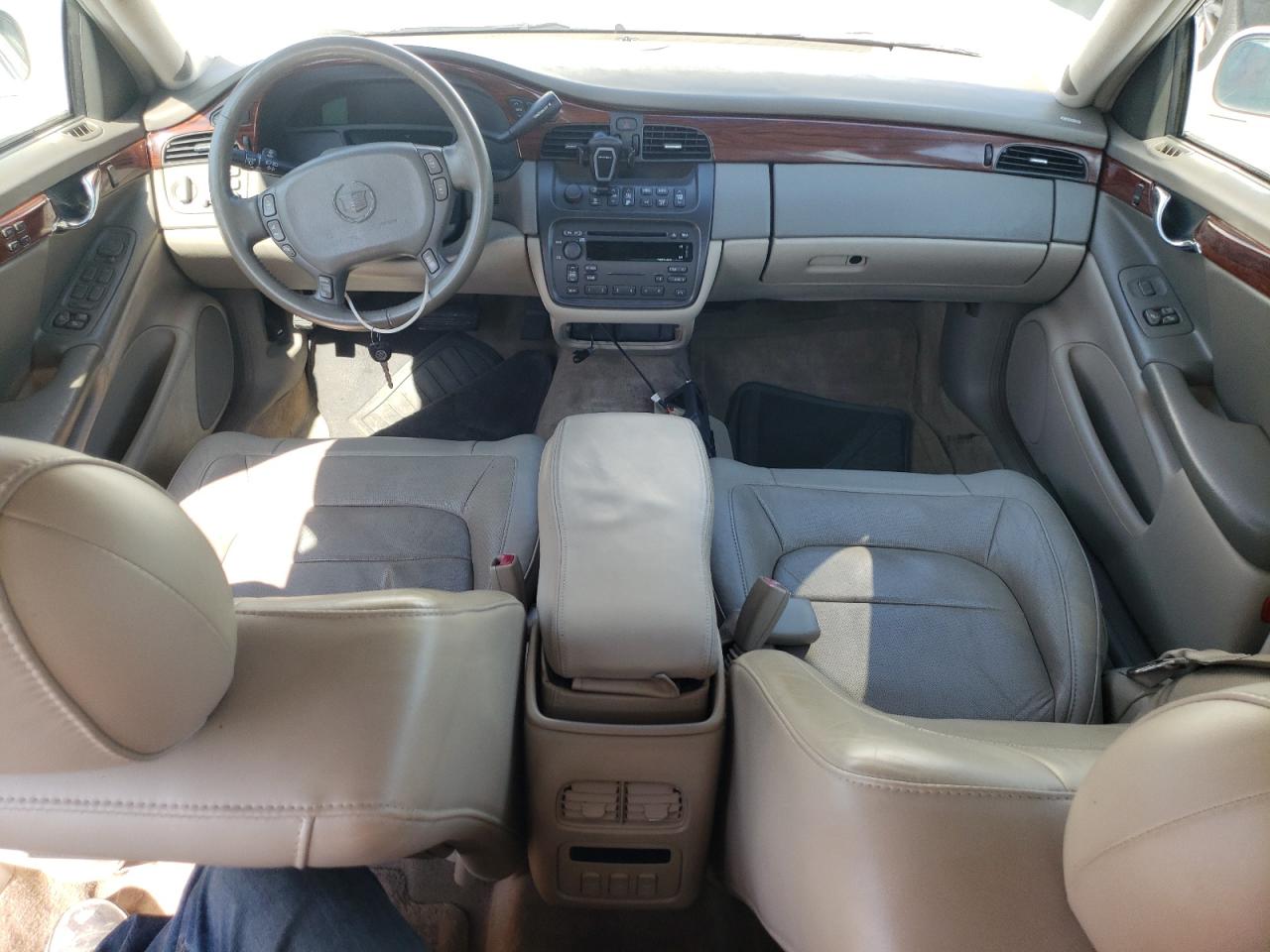 1G6KD54Y24U150803 2004 Cadillac Deville