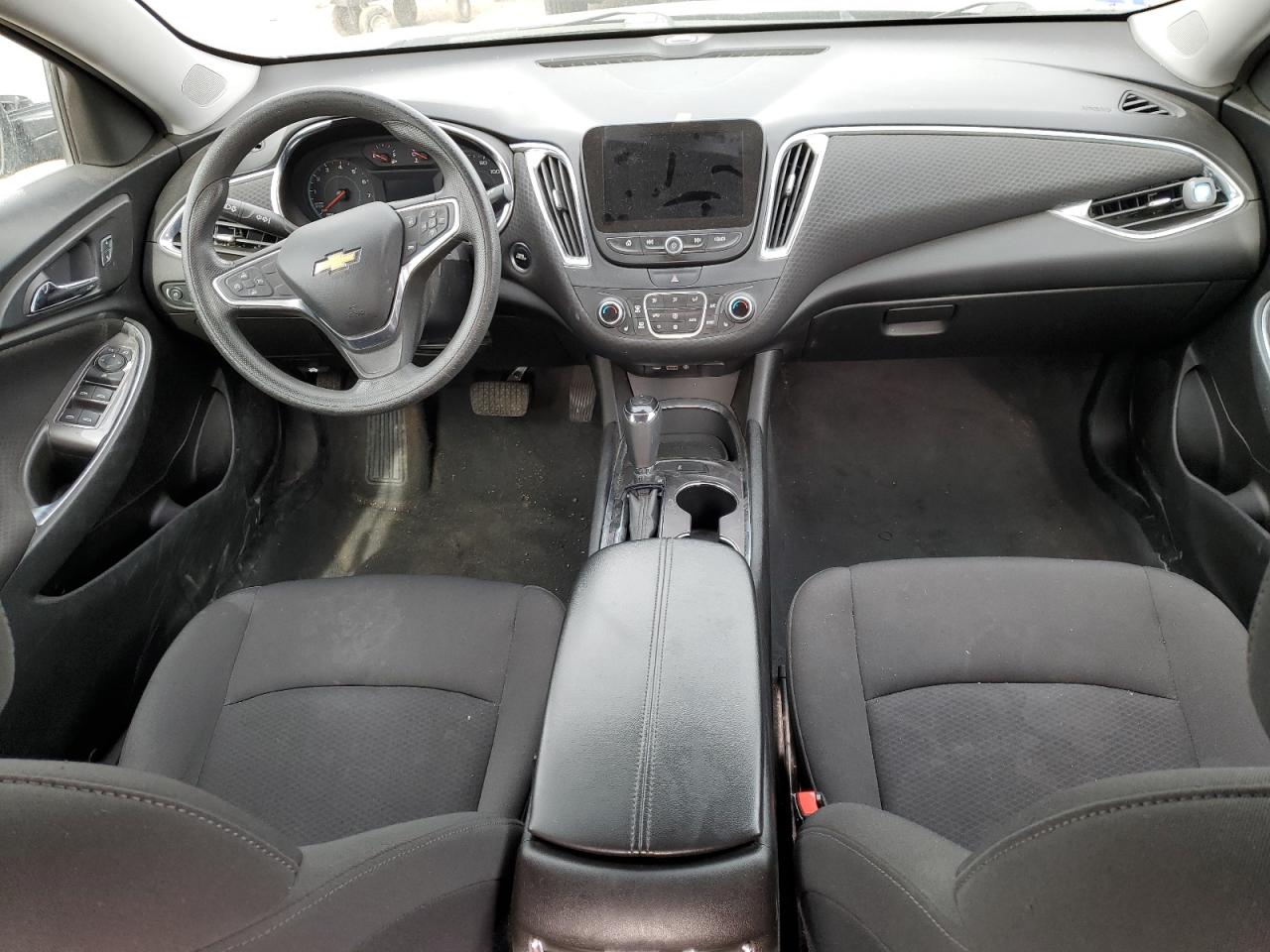 1G1ZD5ST4KF175585 CHEVROLET MALIBU 2019