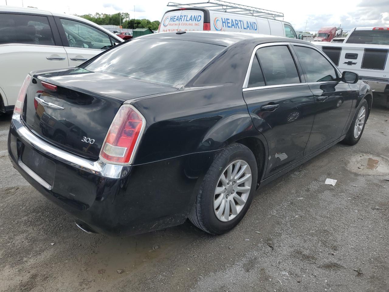 2C3CCAAG5DH703010 2013 Chrysler 300