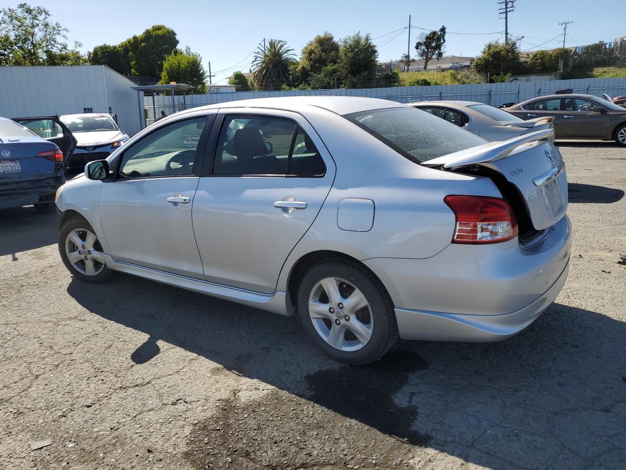 JTDBT903071097073 2007 Toyota Yaris