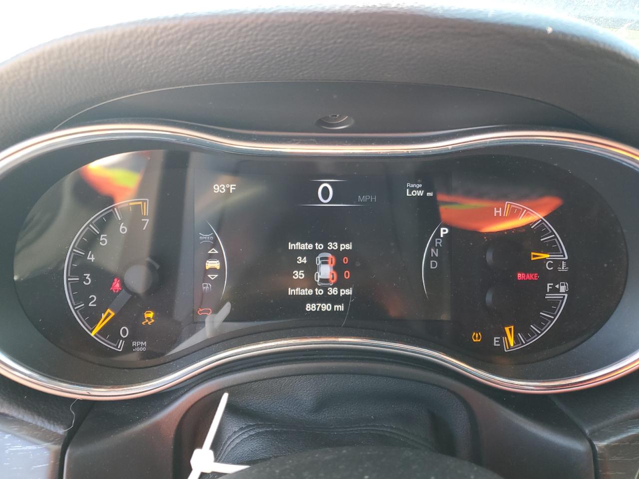 1C4RJEAG8JC512800 2018 Jeep Grand Cherokee Laredo