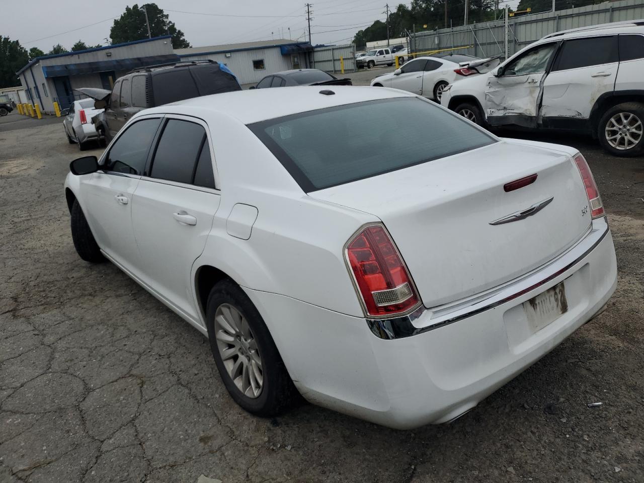 2C3CCAAG9DH569098 2013 Chrysler 300