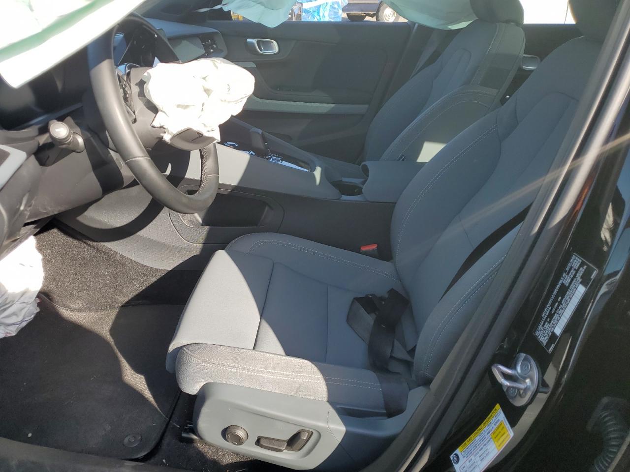 LPSEG3KA7NL085233 2022 Polestar 2