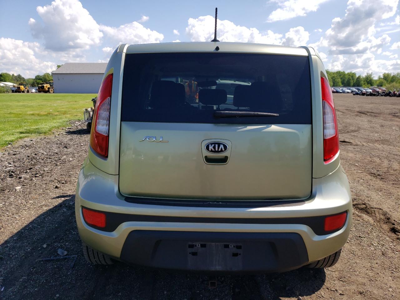 KNDJT2A58D7606192 2013 Kia Soul