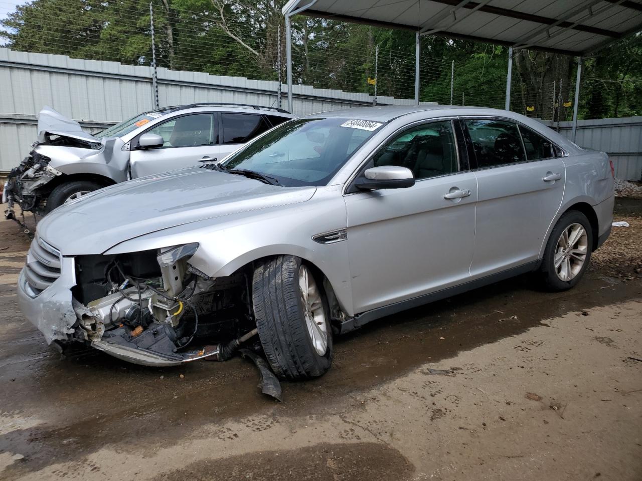 1FAHP2E86FG187923 2015 Ford Taurus Sel