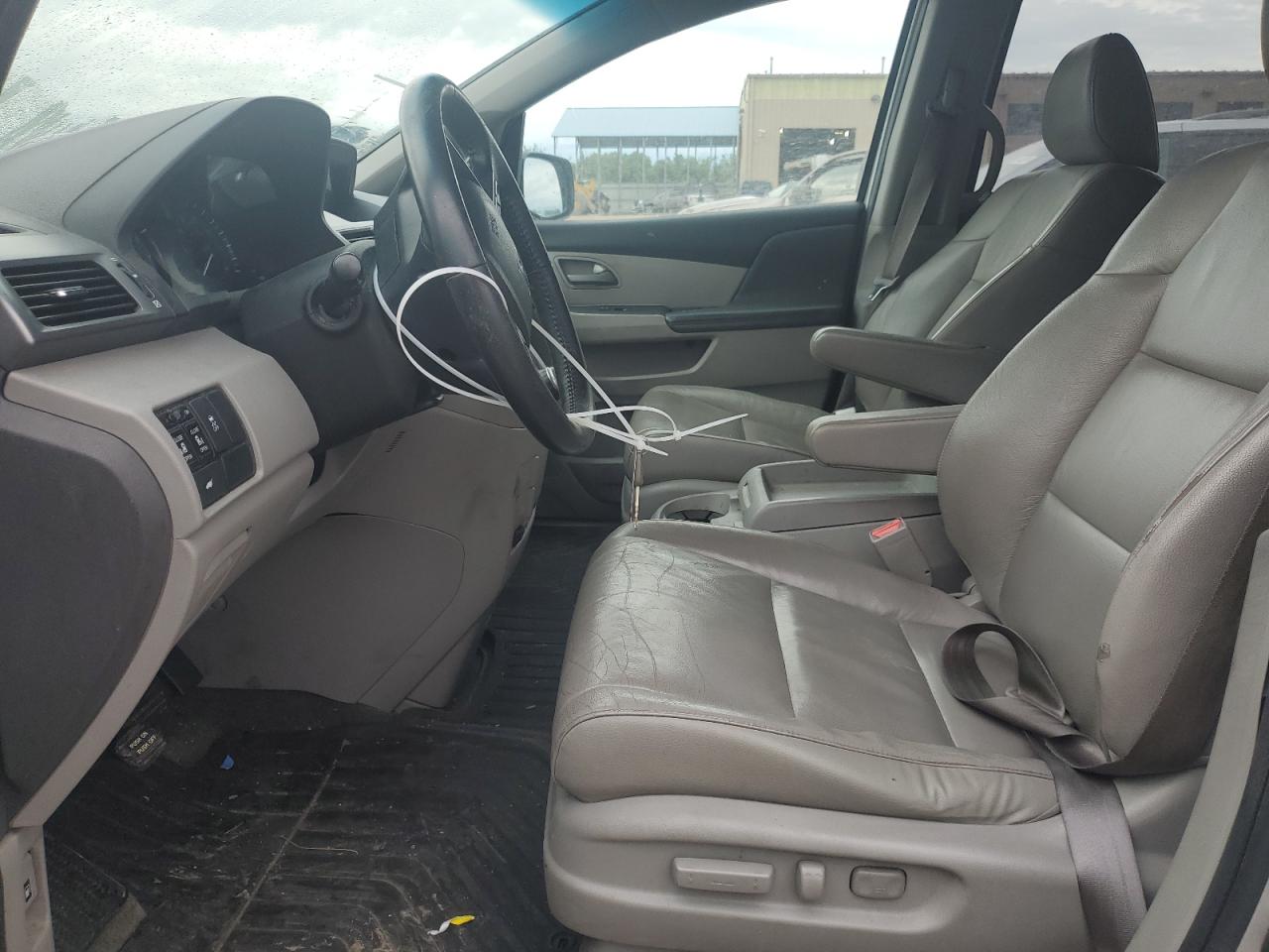 5FNRL5H60BB025263 2011 Honda Odyssey Exl