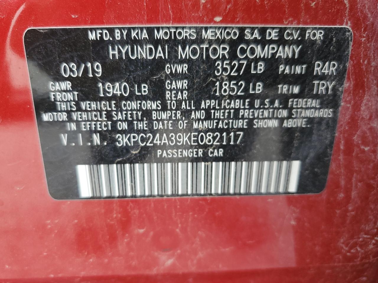 3KPC24A39KE082117 2019 Hyundai Accent Se