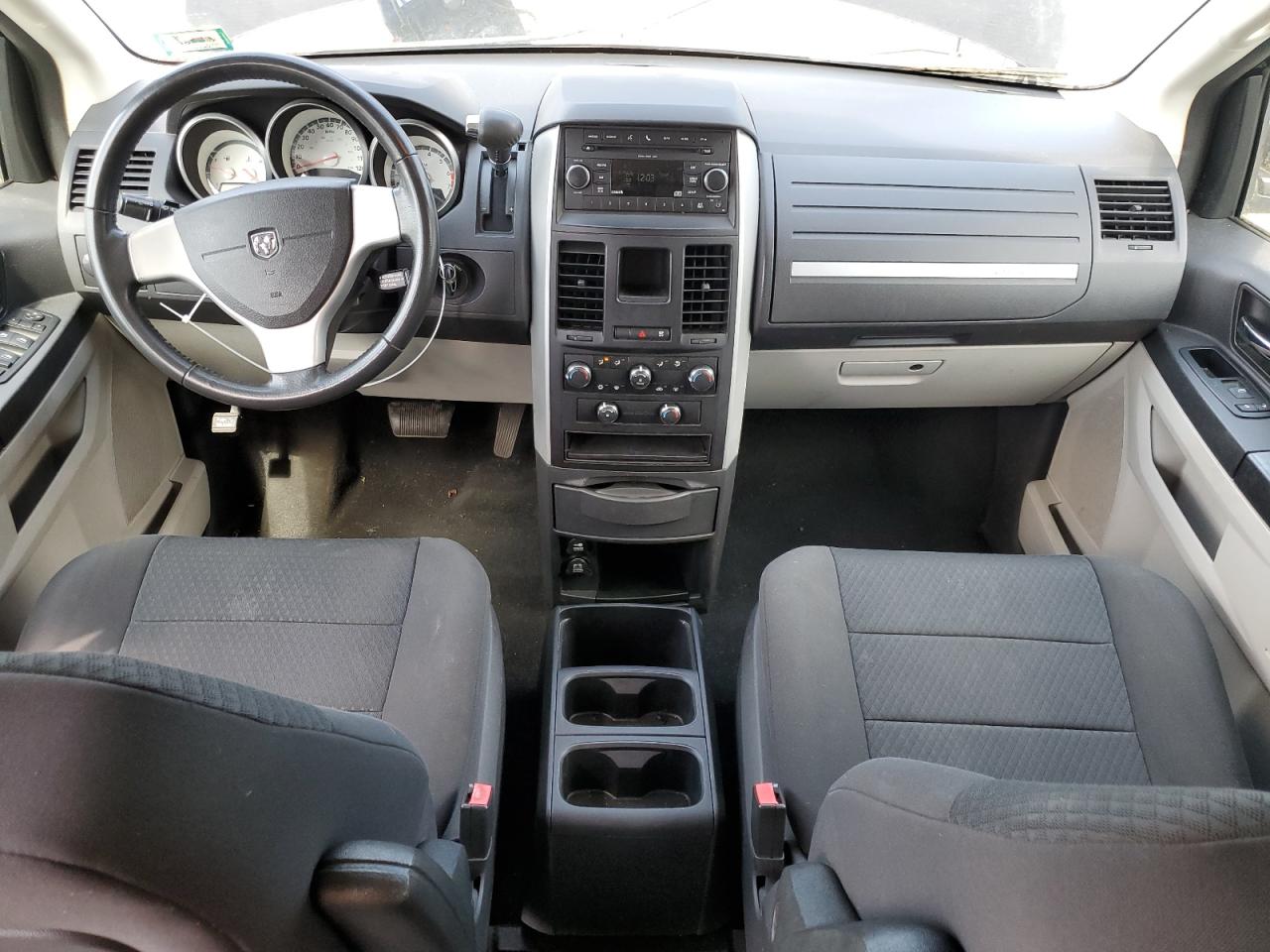 2D4RN3D10AR335864 2010 Dodge Grand Caravan Hero