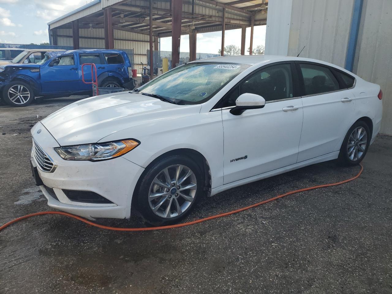 3FA6P0LU7HR325735 FORD FUSION 2017