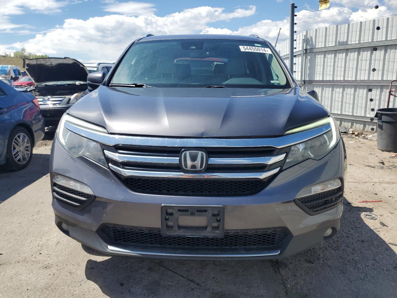 5FNYF6H93HB009988 2017 Honda Pilot Touring