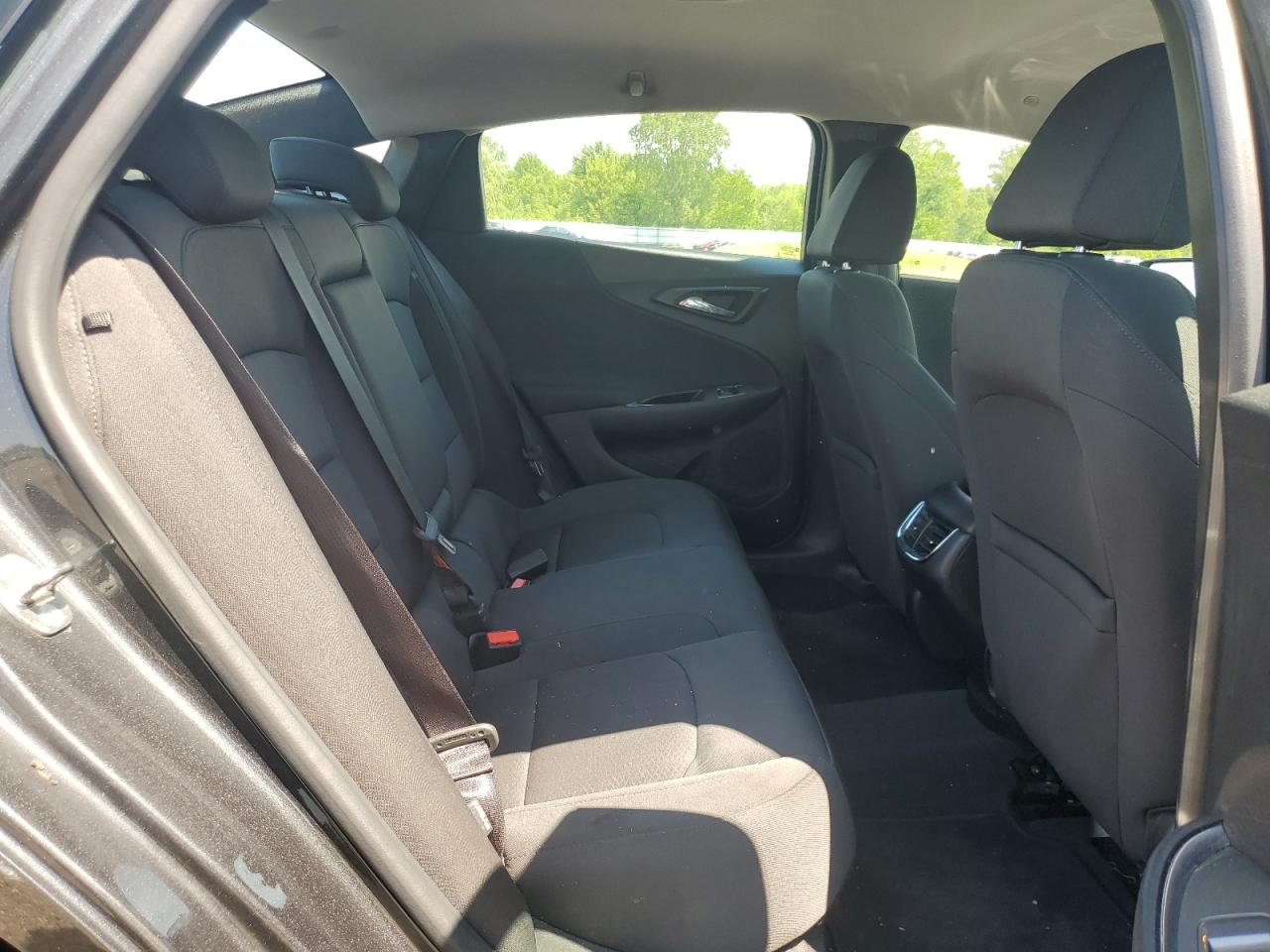 1G1ZE5ST8GF177666 CHEVROLET MALIBU 2016