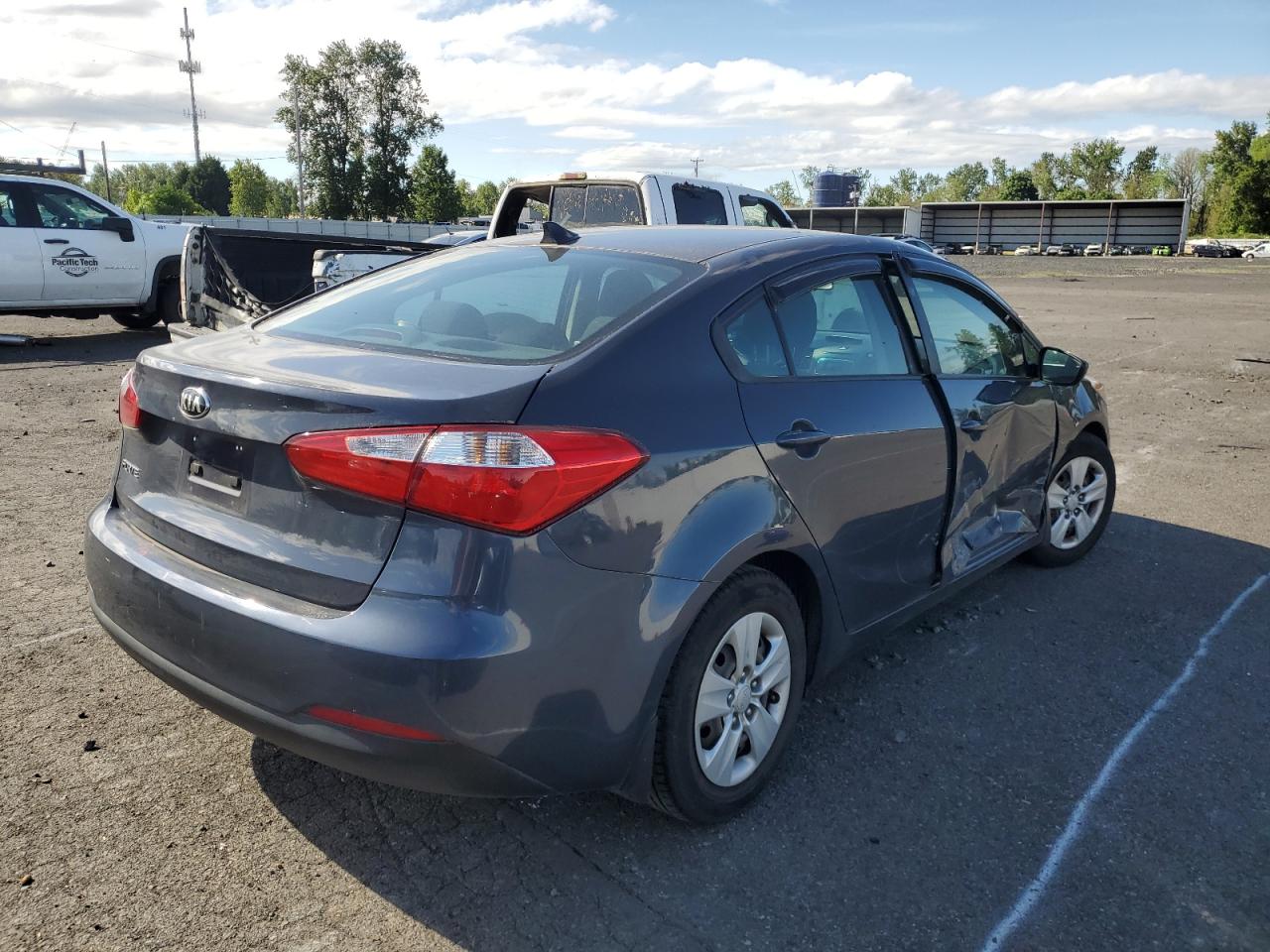 KNAFK4A64G5496235 2016 Kia Forte Lx