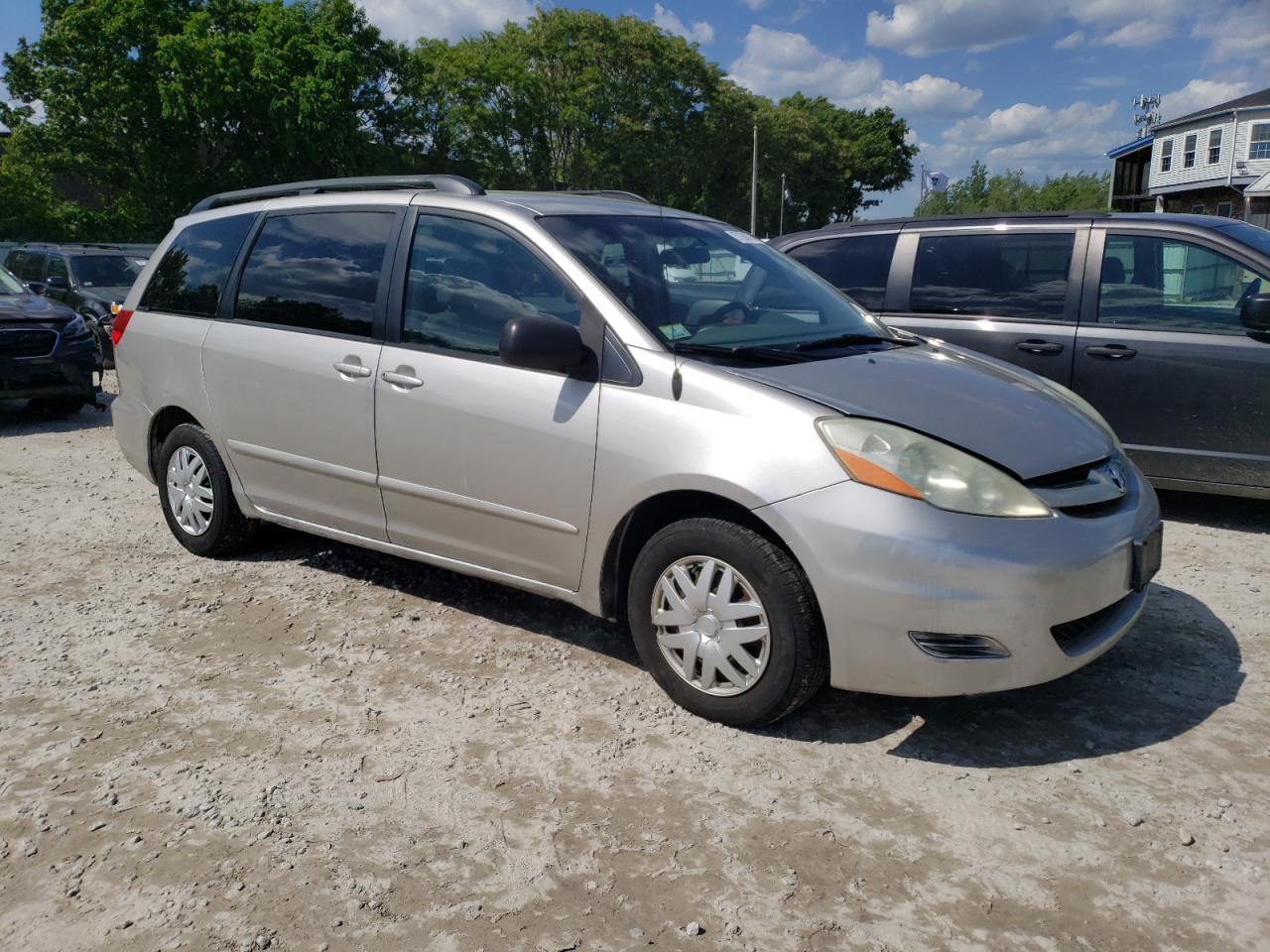 Lot #2748899261 2006 TOYOTA SIENNA CE