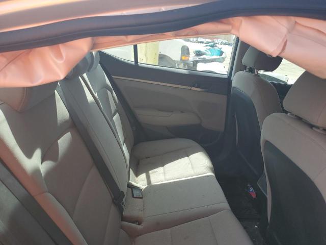2018 HYUNDAI ELANTRA SE - 5NPD84LF4JH250900