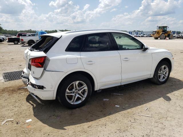 VIN WA1ANAFY2J2114848 2018 Audi Q5, Premium no.3