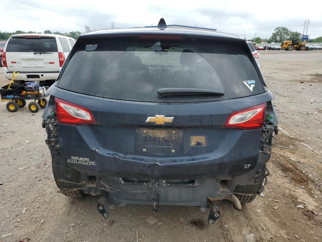 3GNAXJEV7JL127026 2018 Chevrolet Equinox Lt