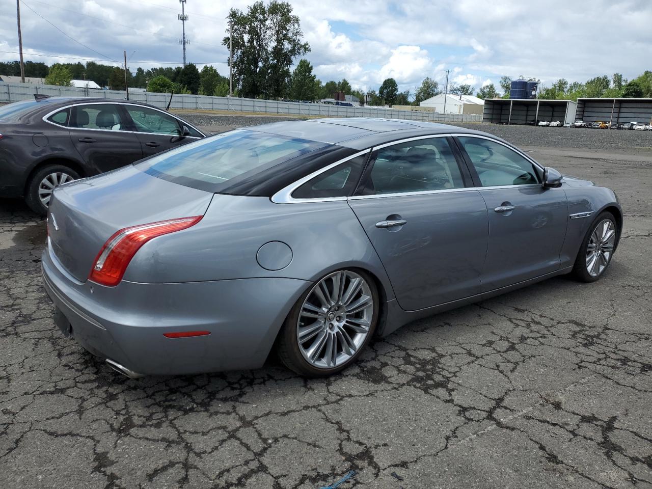 SAJWA2GE0CMV26177 2012 Jaguar Xjl Supercharged