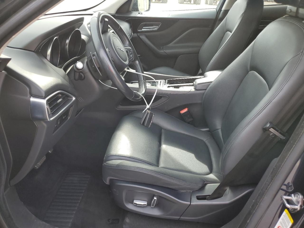 SADCJ2FX1KA391929 2019 Jaguar F-Pace Premium