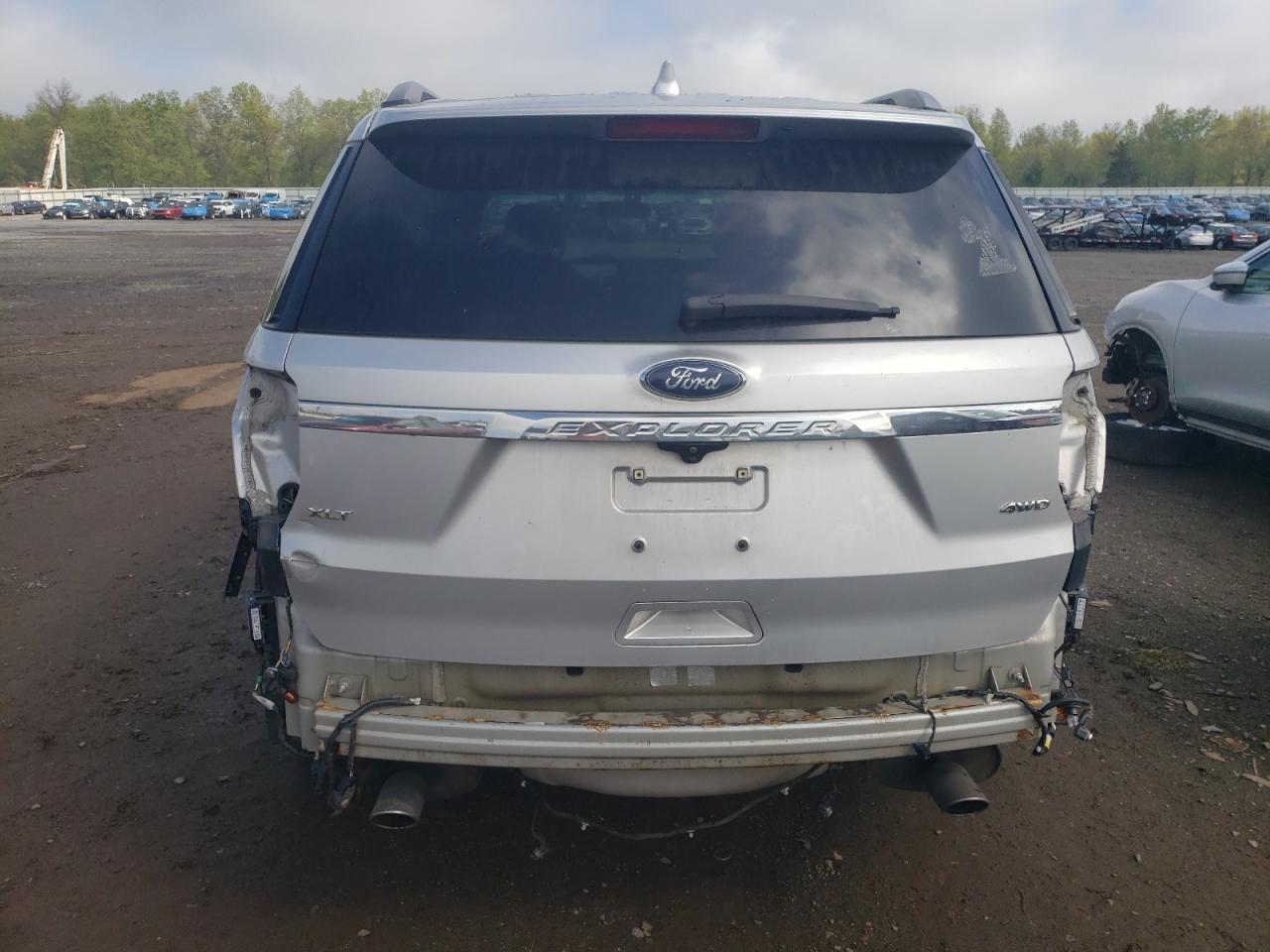 1FM5K8D83GGC37996 2016 Ford Explorer Xlt