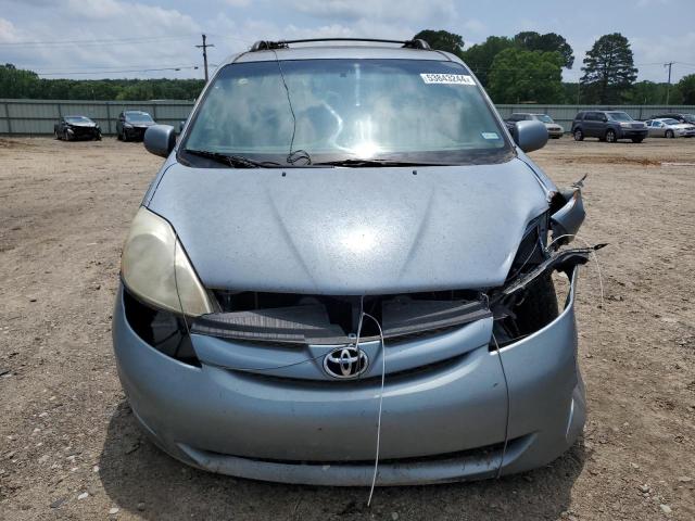 Lot #2521983779 2010 TOYOTA SIENNA XLE salvage car