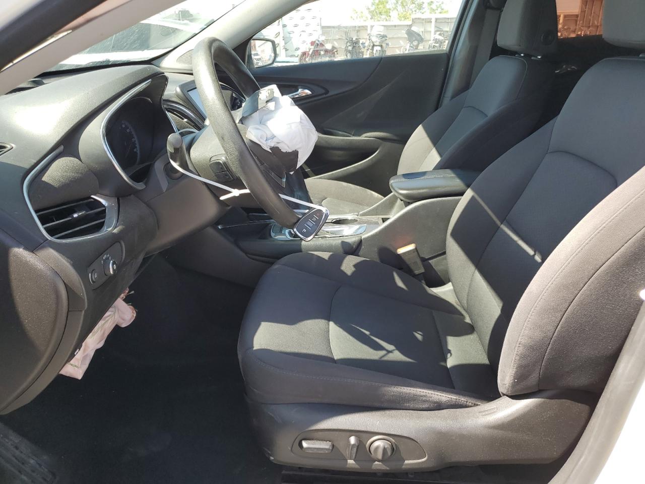 1G1ZD5ST7JF104668 CHEVROLET MALIBU 2018