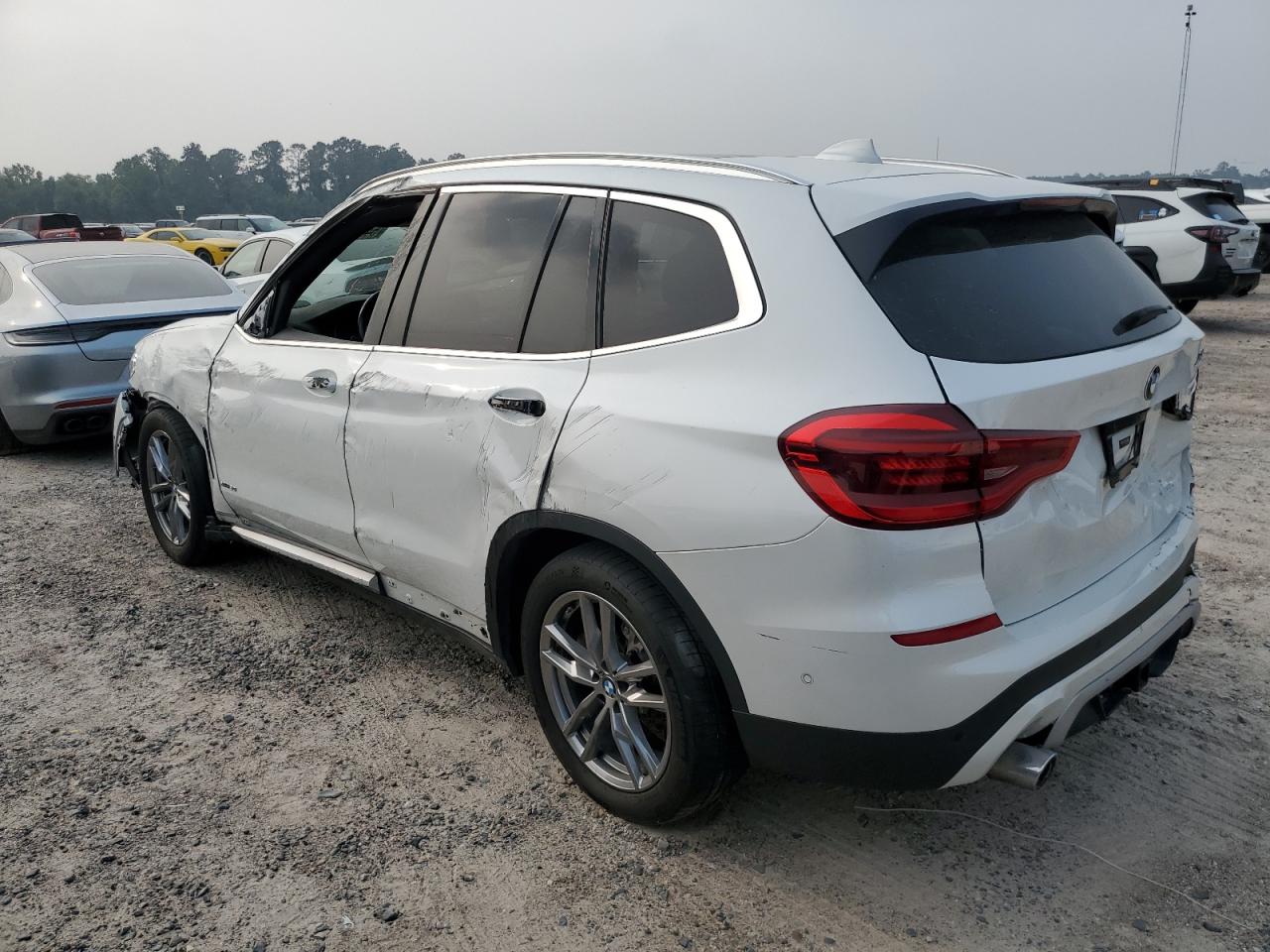 5UXTR9C5XJLC81420 2018 BMW X3 xDrive30I