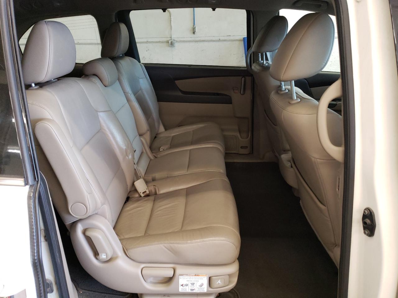 5FNRL5H98CB127163 2012 Honda Odyssey Touring