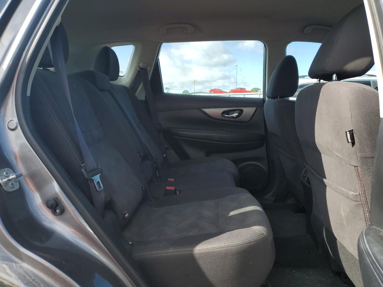 KNMAT2MV6GP659909 NISSAN ROGUE 2016