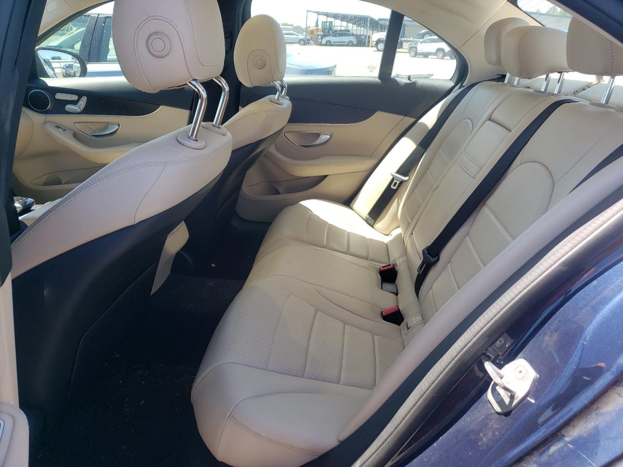 55SWF4JB0GU161586 2016 Mercedes-Benz C 300