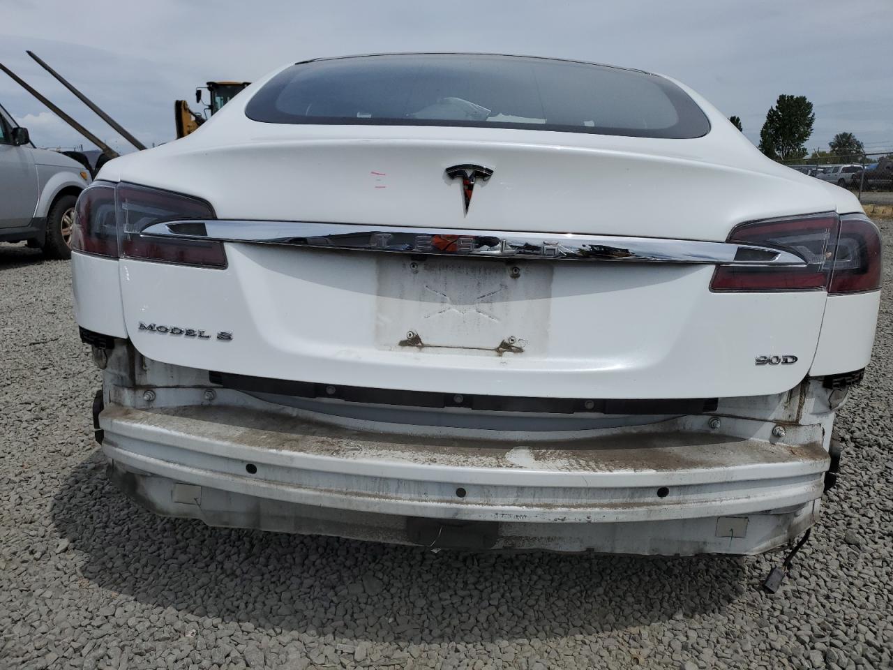 5YJSA1V26FF097950 2015 Tesla Model S 90D