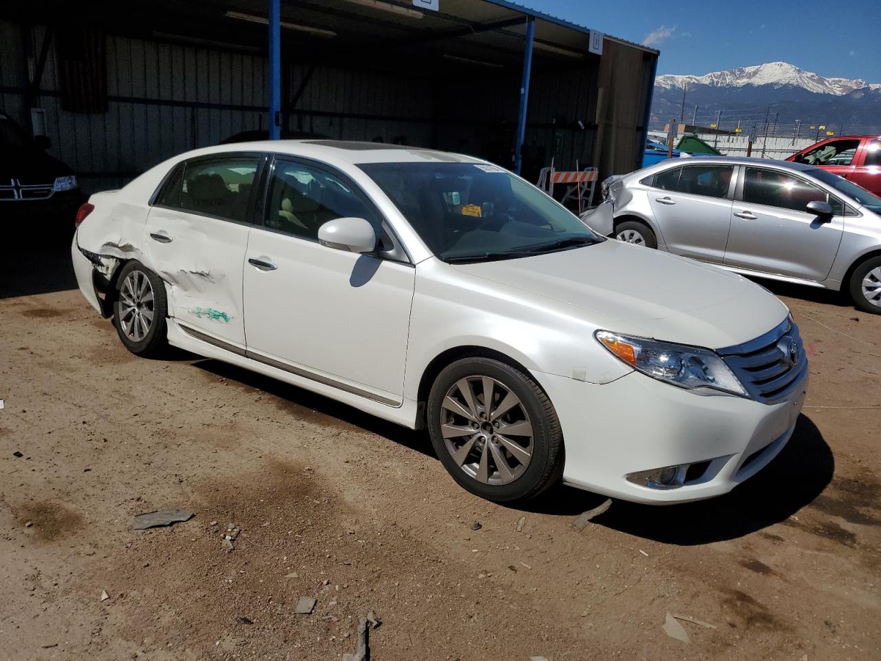 4T1BK3DB8BU424422 2011 Toyota Avalon Base