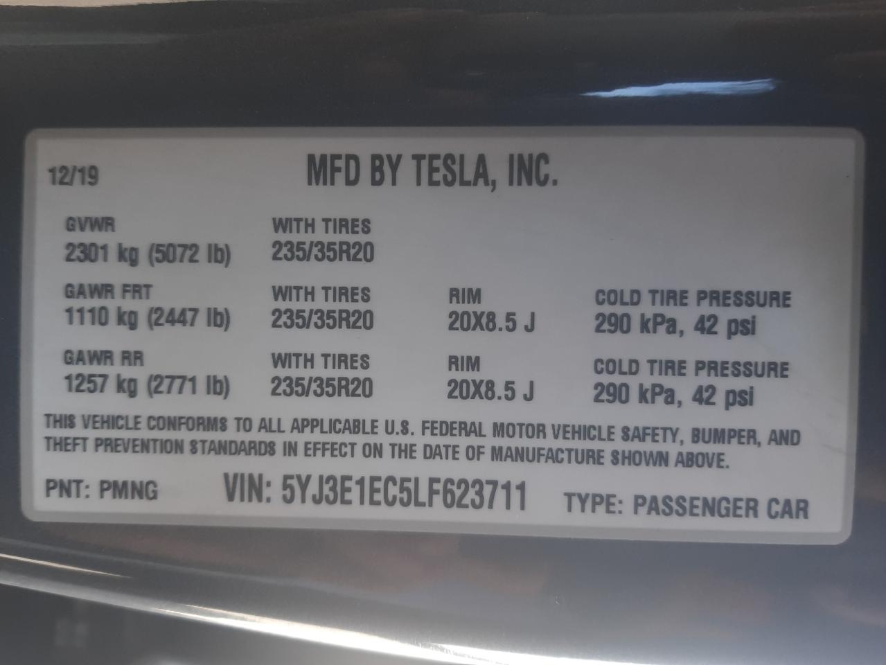 2020 Tesla Model 3 vin: 5YJ3E1EC5LF623711