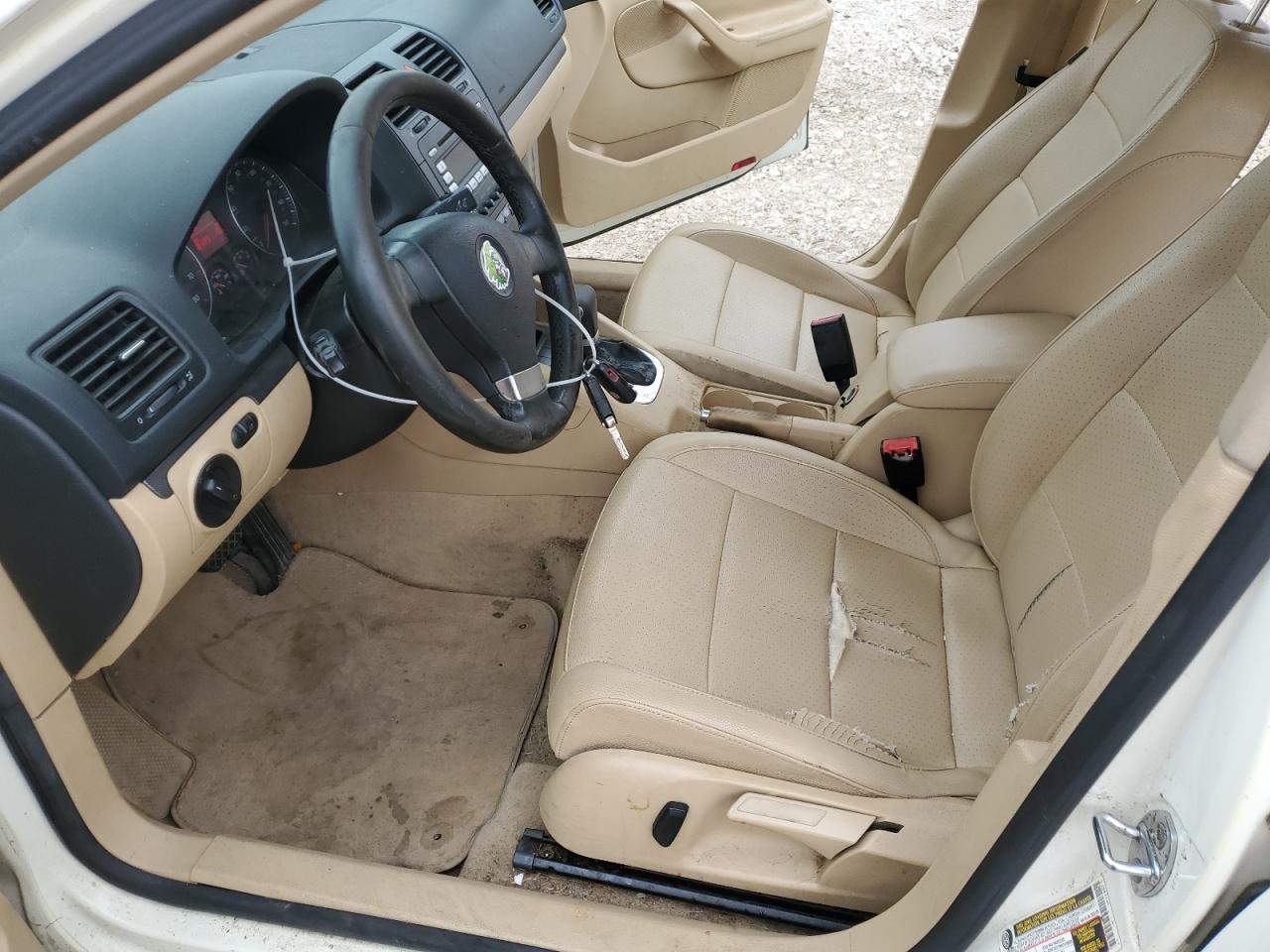 3VWRM71K08M057423 2008 Volkswagen Jetta Se