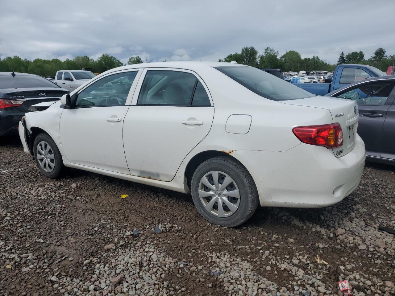 1NXBU4EE8AZ352001 2010 Toyota Corolla Base