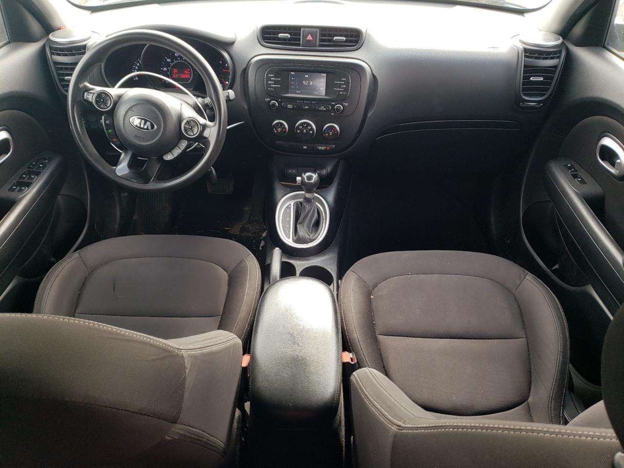 KNDJN2A24G7306802 2016 Kia Soul