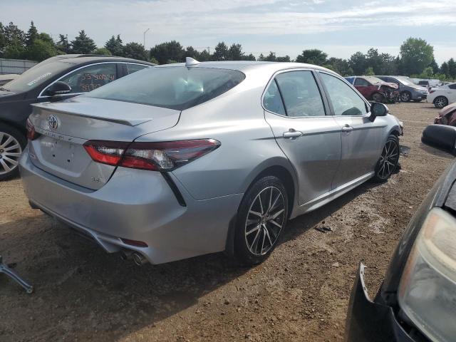 VIN 4T1G11AK7MU451678 2021 Toyota Camry, SE no.3