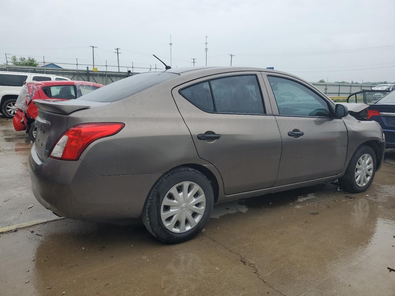 2014 Nissan Versa S vin: 3N1CN7APXEL842036